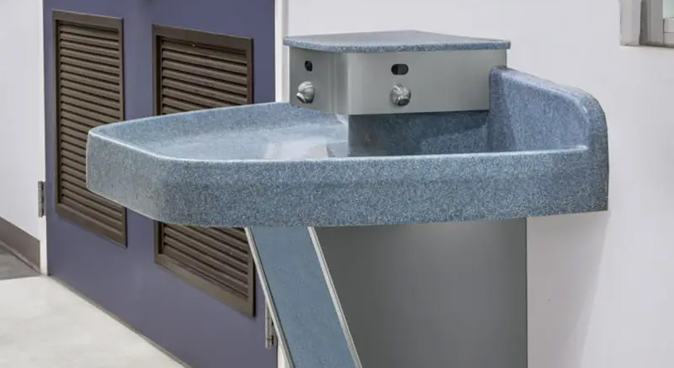 a Sloan integrated handwashing station, engineered to provide a fully touch-free and efficient hygiene experience. This model combines all three essential components—soap dispenser, faucet, and hand dryer—in a single sensor-activated unit.